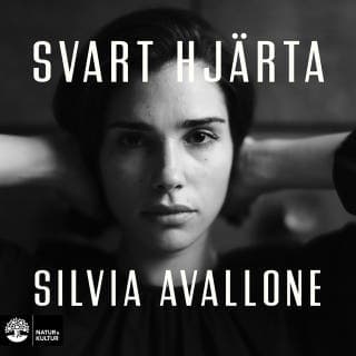 Svart hjärta – Silvia Avallone, ljudbokens omslag